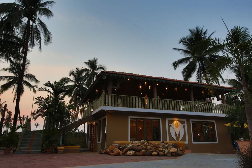 Hotel Club Mahindra Acacia Palms à Colva Extérieur photo